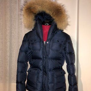 Navy puffer with fur trim hood